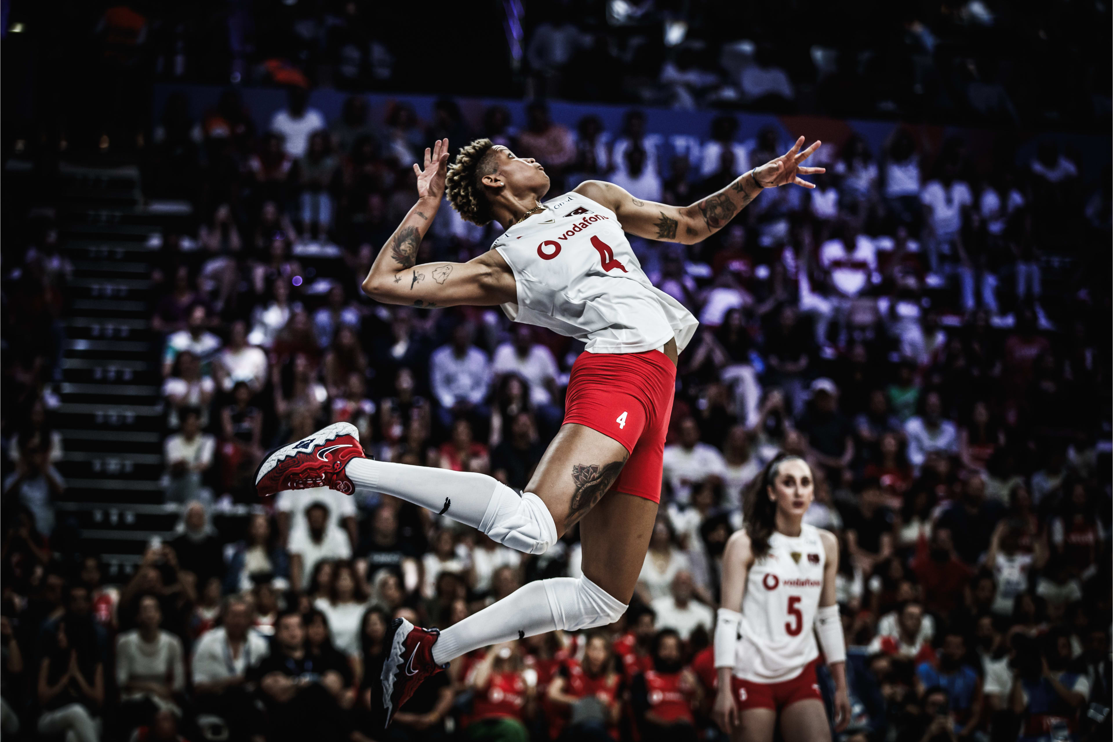 全球瞩目!排球赛事即将收官 全球瞩目!排球赛事即将收官