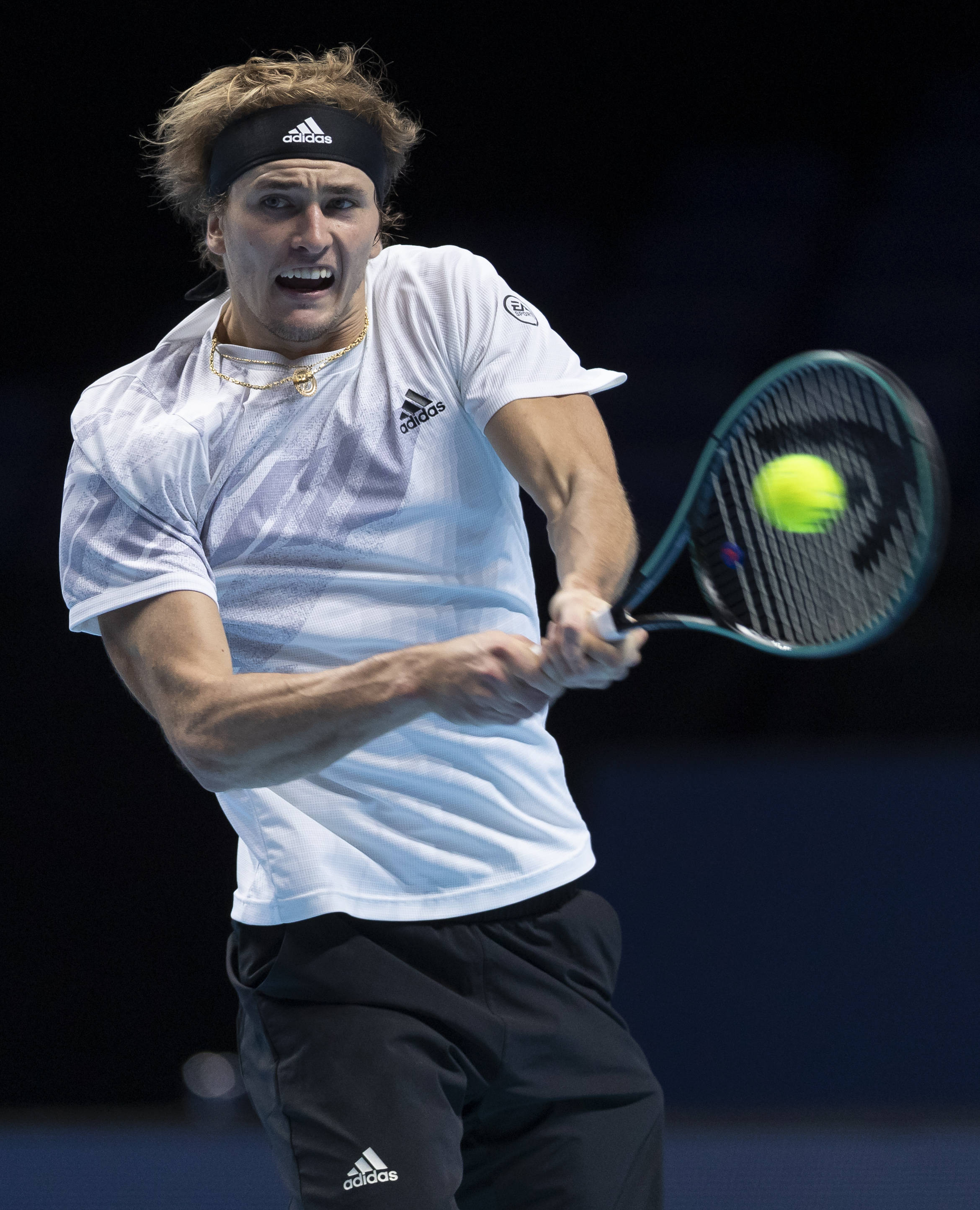 ATP总决赛翻盘年终总决赛,兹维列夫状态火热的简单介绍 ATP总决赛翻盘年终总决赛,兹维列夫状态火热的简单介绍