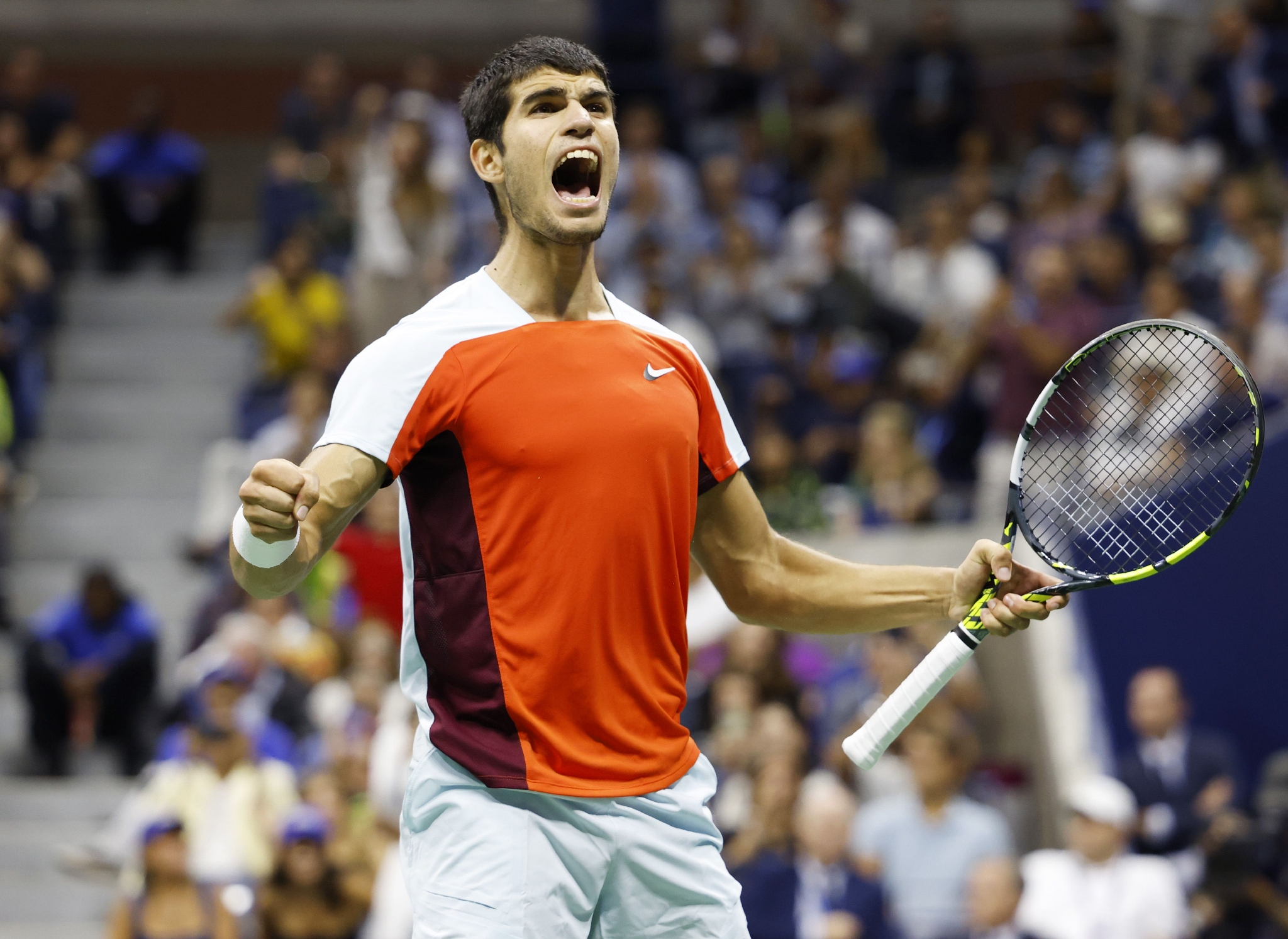 拉沃尔杯险胜美网，鲁德关键制胜