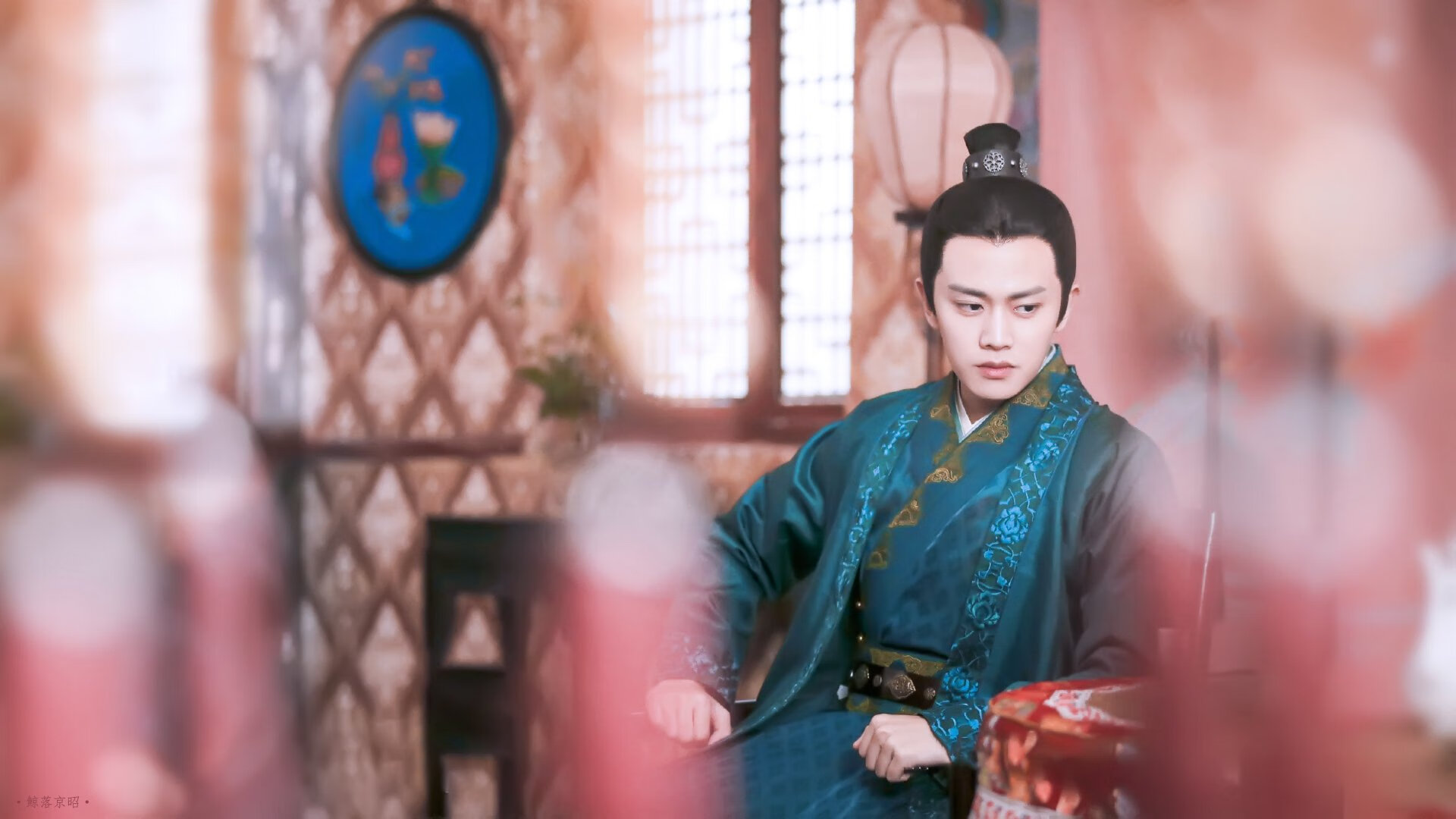 当哈登右脚轻点皮球,斯坦福桥球场突然成了他的魔法篮球场