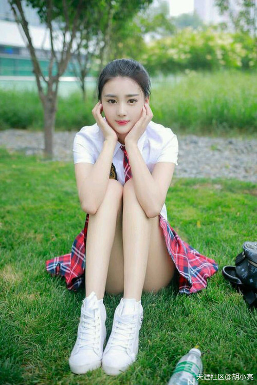 本泽马烈焰焚城，西班牙斗牛士压哨刺穿佛罗伦萨紫百合