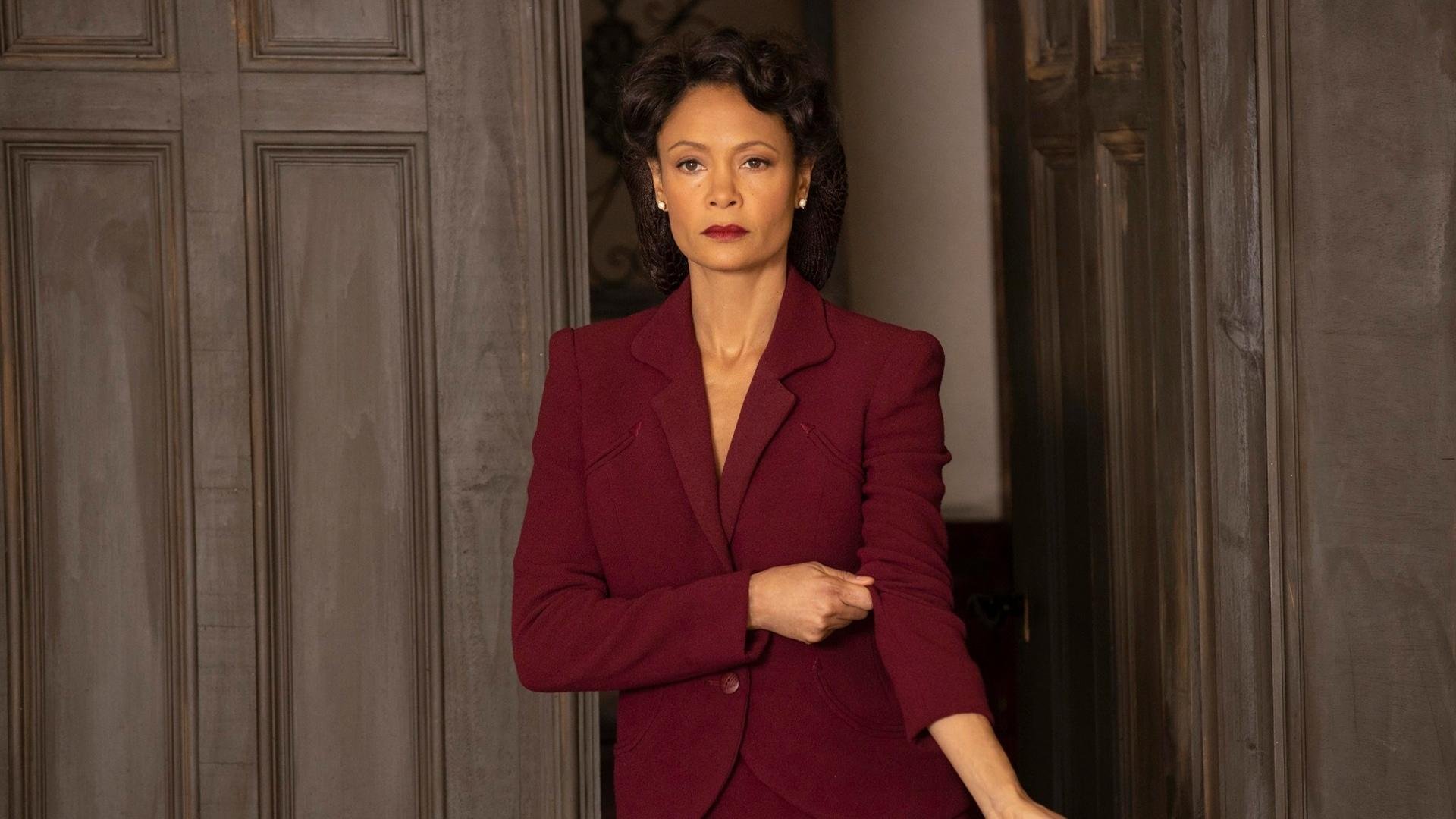 足球双重奏,阿尔瓦雷斯闪耀之夜与尼日利亚青春风暴的平行叙事