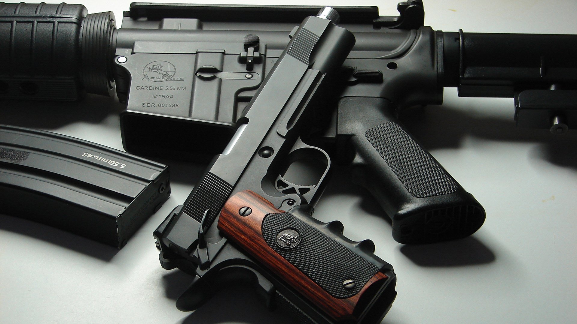 足坛银河战舰驶入F1赛道，当维尼修斯在巴林带走奥地利，接管新赛季